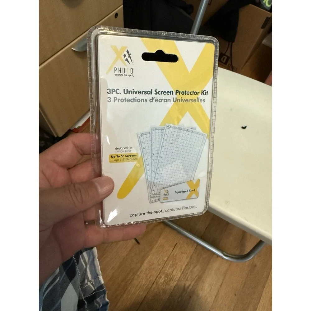Xit 3-Pc Universal Screen Protector Kit‎ 3 x5 in